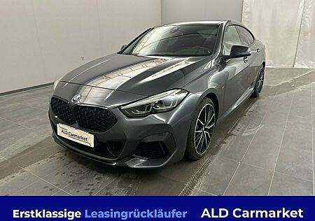 BMW M235i xDrive Coupe, 5-türig, Automatik, 8-Gang