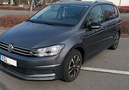VW Touran Volkswagen 2.0 TDI SCR IQ.DRIVE 7-SITZE AHK PANO PDC