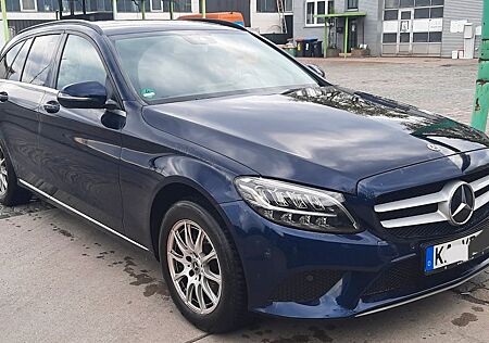 Mercedes-Benz C 180 d T -