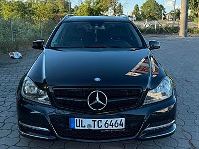 Mercedes-Benz C 200 T AVANTGARDE AVANTGARDE