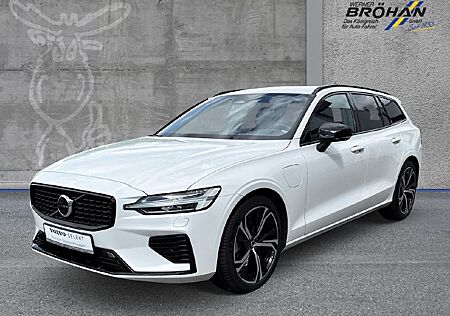 Volvo V60 T6 AWD Plug-In Hybrid Plus Dark