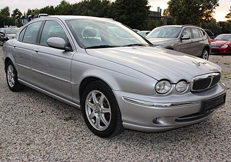 Jaguar X-Type 2.0 V6 Executive Benzin
