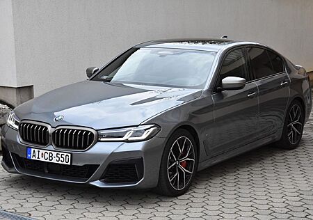 BMW 550 M550i xDrive A -