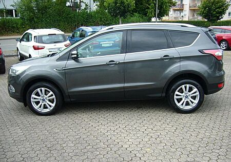 Ford Kuga Cool & Connect