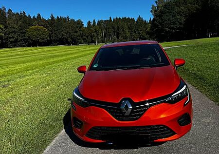 Renault Clio TCe 130 EDC GPF Intens Intens