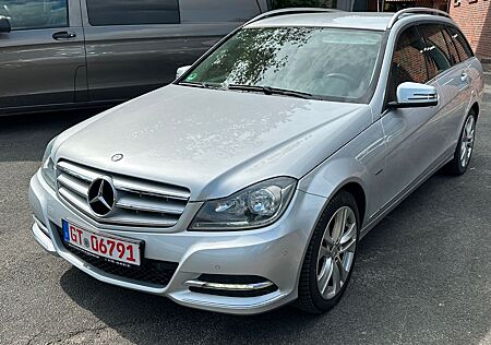 Mercedes-Benz C 180 T CGI BE Avantgarde - Navi - Teilleder
