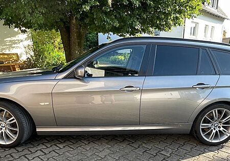 BMW 318d DPF Touring Edition Lifestyle *Navi*PDC
