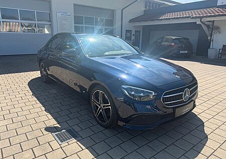 Mercedes-Benz E 220 d Lim. 4Matic Avantgarde AMG Line Schiebed