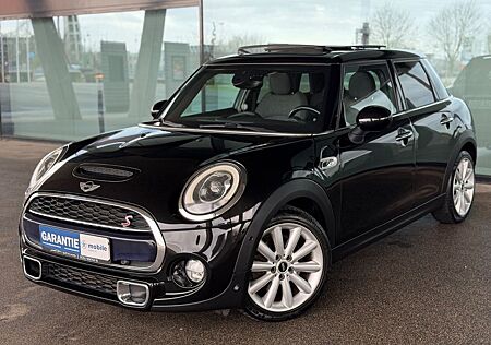 Mini Cooper SD JCW 5-trg. | PANO | LED | ACC | NAVI |