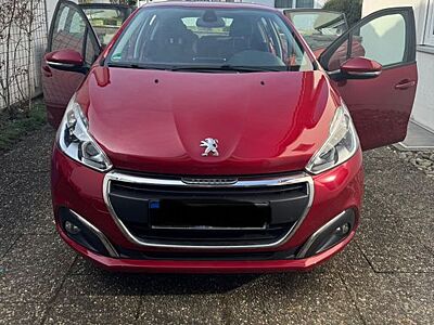 Peugeot 208 1.2 Active PureTech 82 Active Super gepflegt