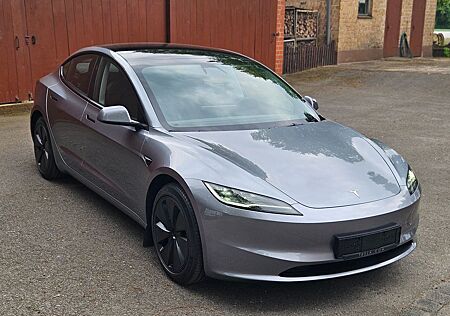 Tesla Model 3 LR AWD Highland EAP 08.2024 4J-GARANTIE!