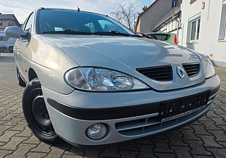 Renault Megane Grandtour Expression 1.6 16V,Klima,Ahk,