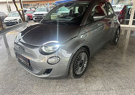 Fiat 500E Sport Action Car-Play Sitzheizung LED