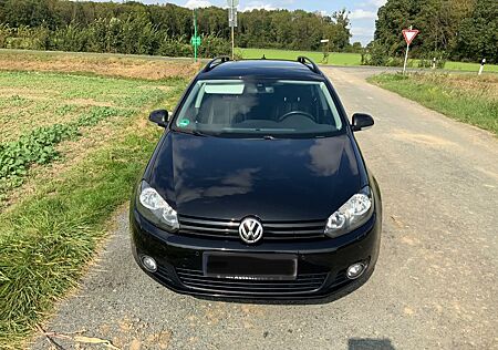 VW Golf Volkswagen 1.6 TDI 4MOTION MATCH Variant MATCH