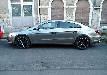 VW Passat CC Volkswagen 2.0 TSI DSG