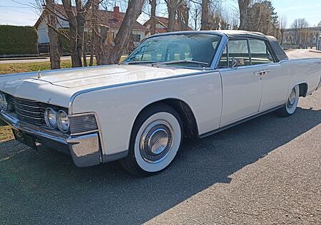 Lincoln Continental