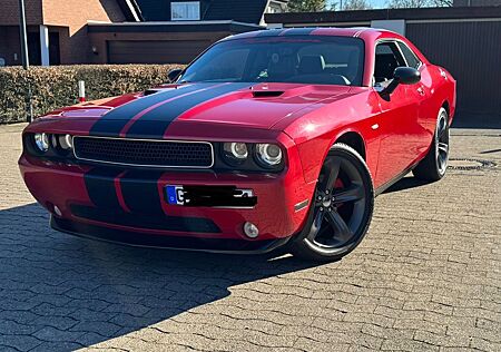Dodge Challenger V6 3.6/Sportlenkrad/Ambiente/TÜV neu