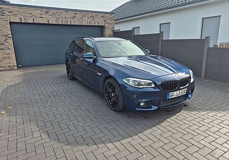 BMW 530d xDrive Touring A -