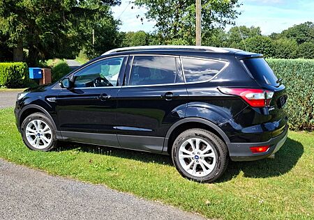 Ford Kuga 1,5 EcoBoost Titanium Titanium