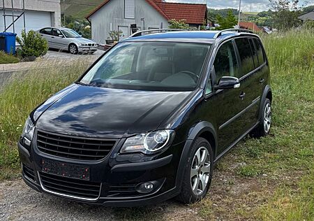 VW Touran Volkswagen Cross 2.0 TDI 103kW DSG DPF -