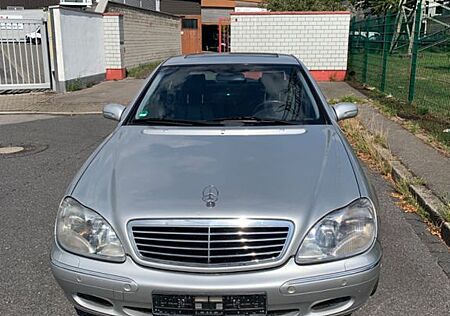 Mercedes-Benz S 320 Lpg