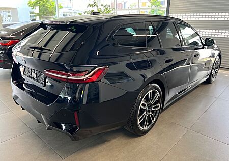 BMW 520 d M Sport Touring NP: 81500€