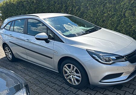 Opel Astra K 1.6 CDTI SportsTourer Edition 1. Hd. AHK