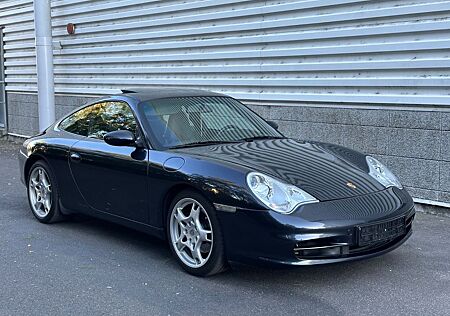 Porsche 996 911 Carrera Coupé Tiptronic Bose Sdach