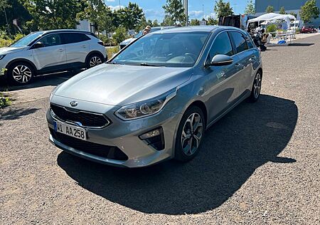 Kia Cee'd Ceed 1.0 Vision TOP Zustand+Garantie+Große Navi