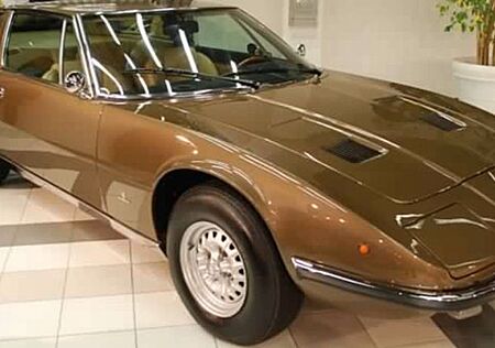 Maserati Indy