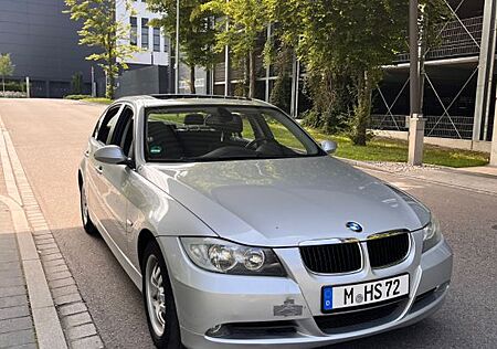 BMW 320i -e90 Automatik