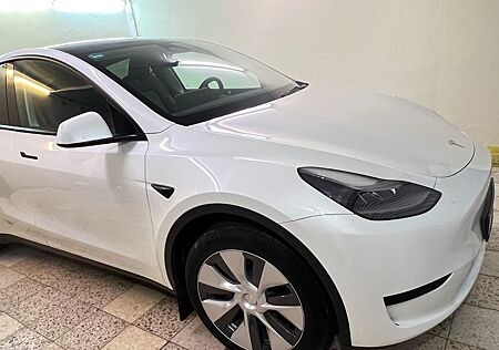 Tesla Model Y Hinterradantrieb RWD RWD