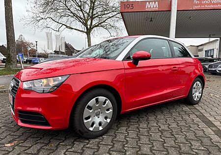 Audi A1 attraction, 1.Hand