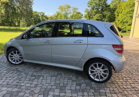 Mercedes-Benz B 180 CDI -