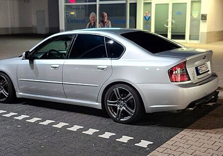 Subaru Legacy 3.0R spec. B Navi spec. B