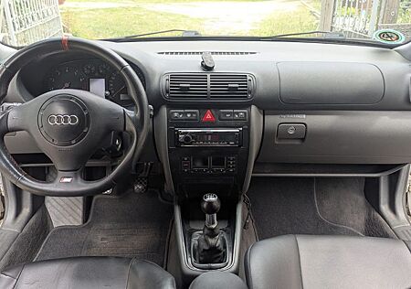 Audi A3 1.8T 132kW quattro Attraction Attraction