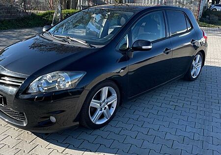 Toyota Auris 2,2-l-D-CAT D-CAT