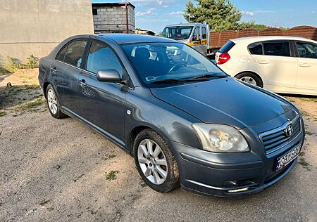 Toyota Avensis 1.8 VVT-i -