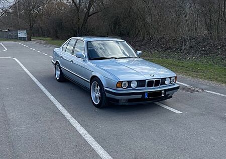 BMW 520i 24V, Limousine, H-Kennzeichen
