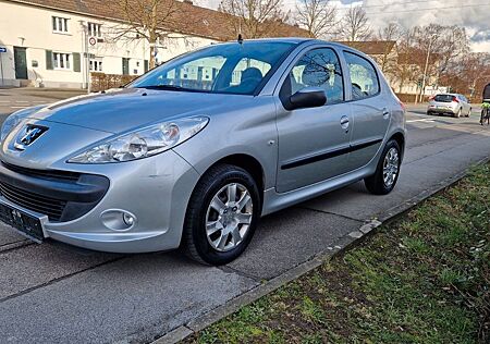 Peugeot 206 + Basis 71000 km neu tüv Klima 4-TÜRIG