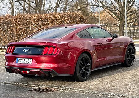 Ford Mustang 2.3 EcoBoost (US-Modell) Fresch TÜV