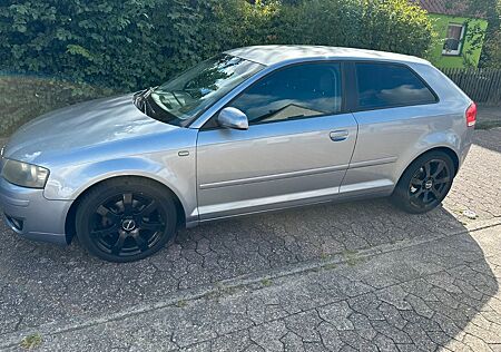 Audi A3 1.6 P8 TÜV 02/2027