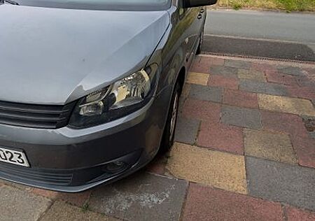 VW Caddy Volkswagen 1,2TSI 77kW mit TÜV Anhängerkupplung Servi