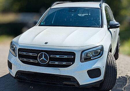 Mercedes-Benz GLB 200 d DCT -