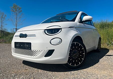 Fiat 500E La Prima by Bocelli Cabrio mit SR & WR