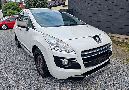 Peugeot 3008 Hybrid4 / PANO / HEAD UP /LEDER / NAVI/VOLL