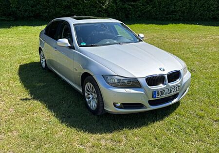 BMW 318i -