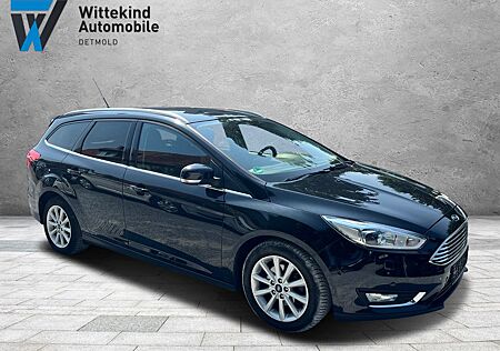 Ford Focus Turnier Titanium*Navi/Bi-Xenon*