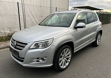 VW Tiguan Volkswagen R-Line 4x4 Xenon Navi Leder Kamera Pano