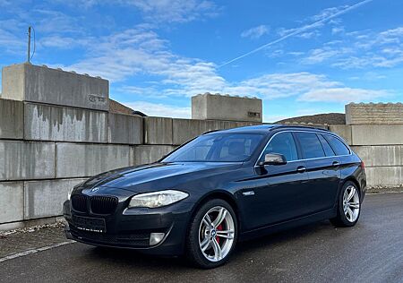 BMW 530 D Touring xDrive*SOFTCLOSE*KEYLESS*HEADUP*PR